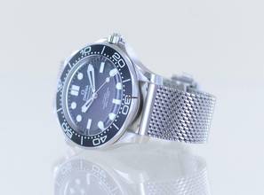Thumbnail von Omega Seamaster Diver 300 M Black Dial 42mm No Date Steel Top Stahlband B+P