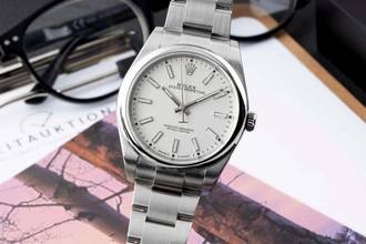  Rolex Oyster Perpetual 39 White Dial Automatik Ref. 114300 Box & Papiere 2016 