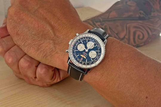  Breitling Navitimer 01 Golden Wings AB0120 perfektes Fullset aus 2016 mit neuem Service 