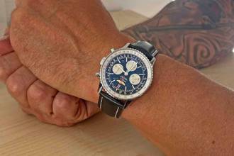  Breitling Navitimer 01 Golden Wings AB0120 perfektes Fullset aus 2016 mit neuem Service 