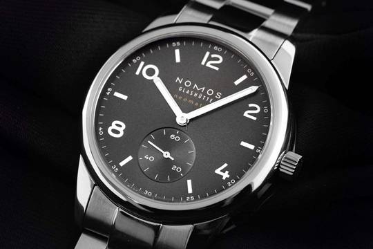  NOMOS Club Neomatik Glashütte Club Sport Neomatik Smoke Ref.764 2026 Full Set Neu Club Sport Neomatik Smoke 