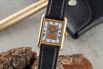 Thumbnail von Cartier Tank Vermeil must Tank LM Trinity Dial Silber vergoldet Quarz Ref. 590005 Klassiker