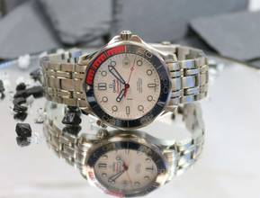  Omega Seamaster Diver 300 M Commander's Watch 007 James Bond Limited Edition 