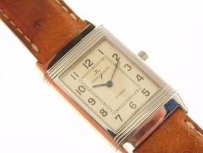 Thumbnail von Jaeger-LeCoultre Reverso Classique Classic im sehr guten Zustand mit original Straussenband Classic Modell 23 x 38 mm