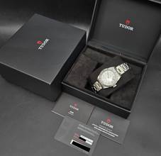 Thumbnail von Tudor Black Bay Pro 39mm GMT 79470-0004 White Dial Unworn/New Condition Full Set 6-2026