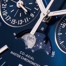 Thumbnail von Omega Speedmaster Moonphase Moonwatch 44 – 304.33.44.52.03.001 – like NEW – 01/2018 Full Set
