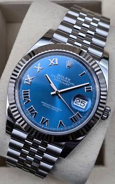  Rolex Datejust 41 41mm Jubilee 126334 Blue Roman dial / Azzuro Blue Like New Condition Full Set 3-2024 