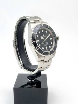  Rolex Submariner (No Date) 41mm No-date Full Set 2025 Austria 