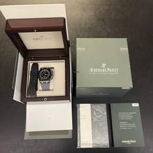 Thumbnail von Audemars Piguet Royal Oak Offshore Chronograph Offshore Chrono Carbon - FS 2012 German - Ref. 26400AU.OO.A002CA.01