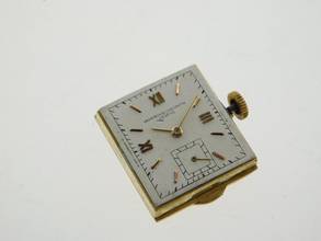 Thumbnail von Vacheron Constantin Tank Vintage Tank 18 Karat Yellow Gold RARE Caliber V 458 Manual Wind 25 x 35 mm unpolished original condition Rare C 458