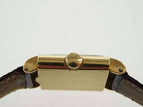 Thumbnail von Vacheron Constantin Tank Vintage Tank 18 Karat Yellow Gold RARE Caliber V 458 Manual Wind 25 x 35 mm unpolished original condition Rare C 458