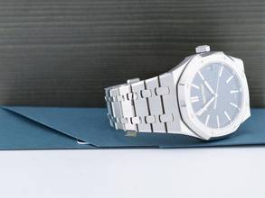 Thumbnail von Audemars Piguet Royal Oak Green Dial Like New Full Set 2025