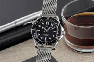 Thumbnail von Omega Seamaster Diver 300 M Steel Automatic Ref. 210.30.42.20.01.010 B&P 2025