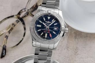 Thumbnail von Breitling Avenger II GMT Steel Automatic Men's Watch Ref. A32390111B1A1 B&P 2020