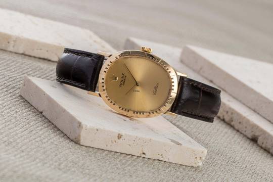  Rolex Cellini 18k (0,750) Handaufzug Damenuhr Ref. 4047 Klassiker 