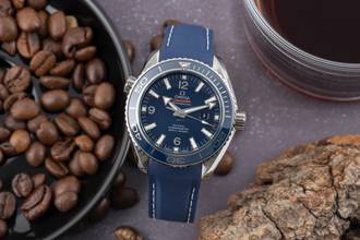 Omega Seamaster Planet Ocean Titan Automatic Ref. 232.92.38.20.03.001 B&P