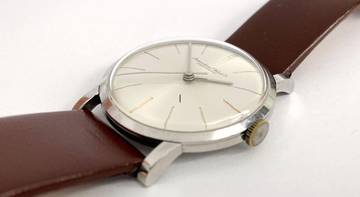 Thumbnail von IWC Hand-winding 33.5mm Steel Bauhaus Design Vintage