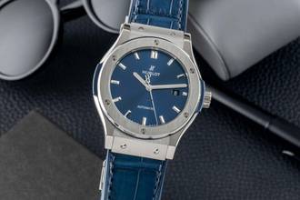 Thumbnail von Hublot Classic Fusion Blue Titanium Automatic Men's Watch 542.NX.7170.LR B&P