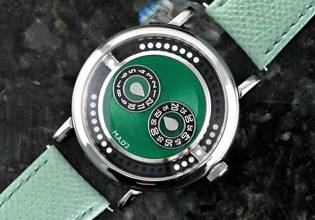  M.A.D. Editions green M.A.D.2 | unworn | Full Set with QR code | Automatic cal. G101 