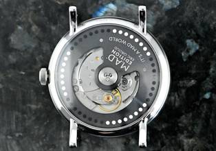 Thumbnail von M.A.D. Editions green M.A.D.2 | unworn | Full Set with QR code | Automatic cal. G101