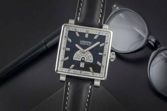 Union Glashütte Averin Steel Automatic Men's Watch Ref D003.528.16.051.01 B&P 2011