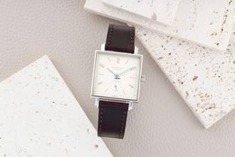 Thumbnail von NOMOS Tetra Liverwort Stainless Steel Hand-Wound Medium Size Classic
