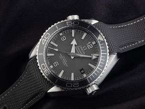 Thumbnail von Omega Seamaster Planet Ocean 600M Ref.215.32.44.21.01.002 2025 Full Set Ungetragen Seamaster Planet Ocean 600M Faltschließe