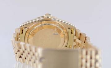 Thumbnail von Rolex Datejust 16238 Jubile Fluted Bezel Champager Dial 18K Gold Papers rar