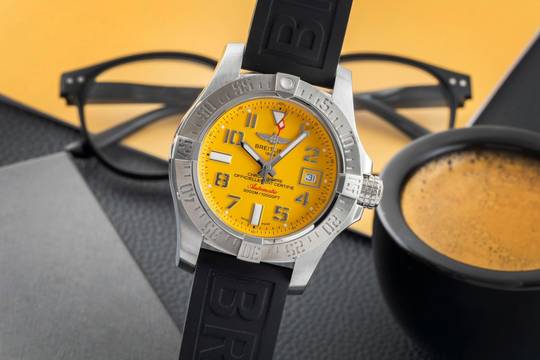  Breitling Avenger II Seawolf Stahl Automatik Herrenuhr Ref. A17331101I1S2 