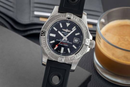  Breitling Avenger II Seawolf Edelstahl Automatik Herren Ref. A1733110/BC30 B&P 