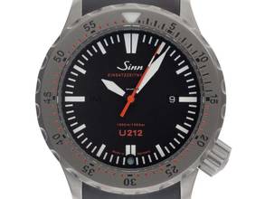 Sinn U212 Taucheruhr Einsatzmesser U212 (EZM 16) Ref.U212 (EZM 16) 212.040 2021 Full Set wie Neu Vintage U212 (EZM 16) 212.040 Kautschuk Faltschließe 