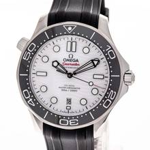 Omega Seamaster Diver 300 M White – 210.32.42.20.04.001 – NEW & Unworn – 03/2024 Full Set