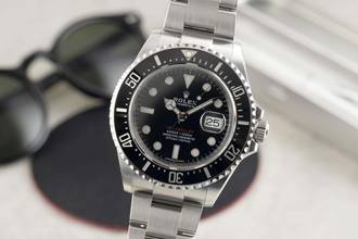 Rolex Sea-Dweller Single Red stainless steel men's watch Oyster Ref. 126600 B&P 2018