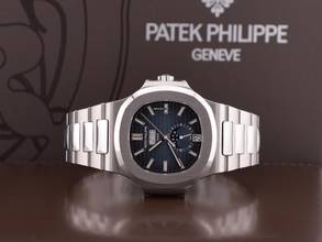 Thumbnail von Patek Philippe Nautilus 5726/1a-001 New 2024 Ita - Full Set