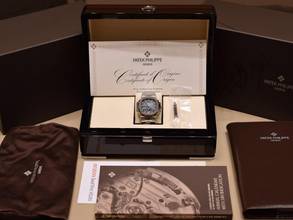 Thumbnail von Patek Philippe Nautilus 5726/1a-001 New 2024 Ita - Full Set
