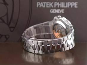 Thumbnail von Patek Philippe Nautilus 5726/1a-001 New 2024 Ita - Full Set