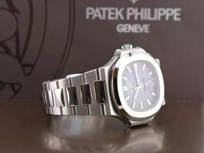 Thumbnail von Patek Philippe Nautilus 5726/1a-001 New 2024 Ita - Full Set
