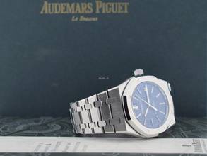 Thumbnail von Audemars Piguet Royal Oak Selfwinding 15300st Blue & White Dial - Like New 2010 39mm