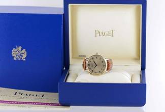  Piaget Ultrathin 18K Gold Automatic Calibre 12P1 Dresswatch 1974 B+P 