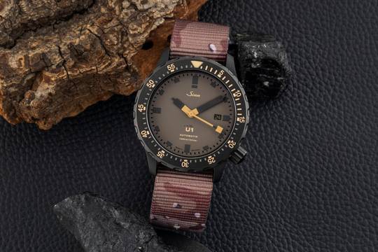  Sinn U1 Desert 1000M Diver Stahl Automatik Ref. 1010.025 U1-D B&P 2015 Limited 