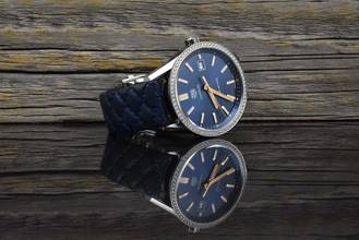 Thumbnail von TAG Heuer Carrera Quartz Blue Dial - Factory Diamond Bezel