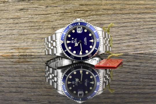  Tudor Submariner Date 75190 - unpoliert - Blue Tritium - B&P 2001 Vintage 