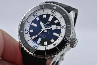Thumbnail von Breitling Superocean 46 46mm A17378211B1S1 Black Dial