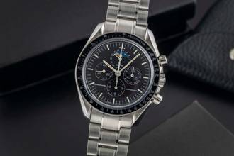 Omega Speedmaster Professional Moonwatch Moonphase Chronograph Manual Wind Men's Watch Ref 3576.50.00 B&P