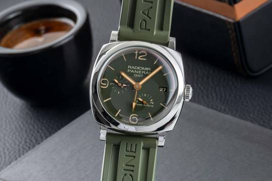  Panerai Radiomir 1940 45 GMT Stahl Automatik Herrenuhr Ref PAM00999 Papiere 2019 