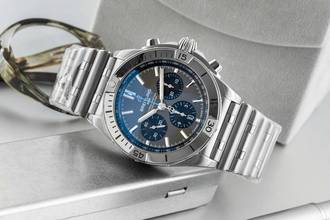 Thumbnail von Breitling Chronomat 42 B01 42 Titanium Automatic Men's Watch EB0134101M1E1