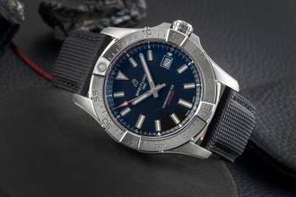 Thumbnail von Breitling Avenger 42 Steel Automatic Men's Watch Ref. A17328101B1X1 B&P NP 4900,-€