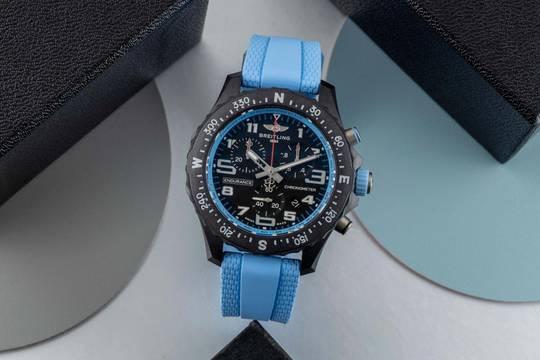  Breitling Endurance Pro Professional Endurance Pro 38 Breitlight R. X83310281B1S1 