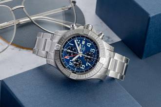Thumbnail von Breitling Avenger Chronograph GMT 45 Steel Automatic Ref. A24315101C1A1 B&P New