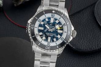 Breitling Superocean 46 Automatic 46 Super Diver Titanium Ref. E10379351B1E1 B&P New